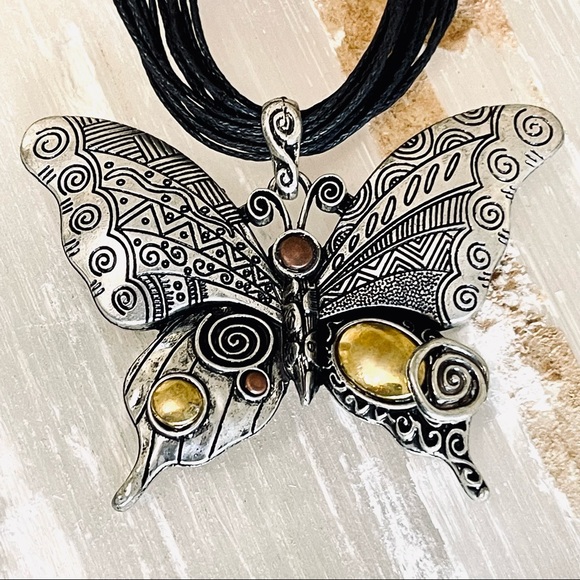 TRIBAL BUTTERFLY NECKLACE multi textured multi metal layered cord chain ARTISAN - Picture 12 of 12